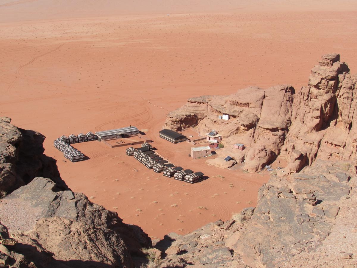 Desert Moon Camp Wadi Rum Exterior photo